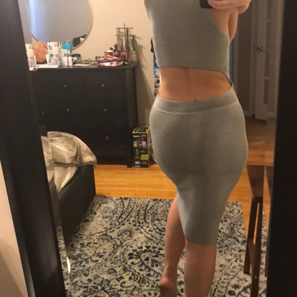 Open back dress - Picture 4 of 4